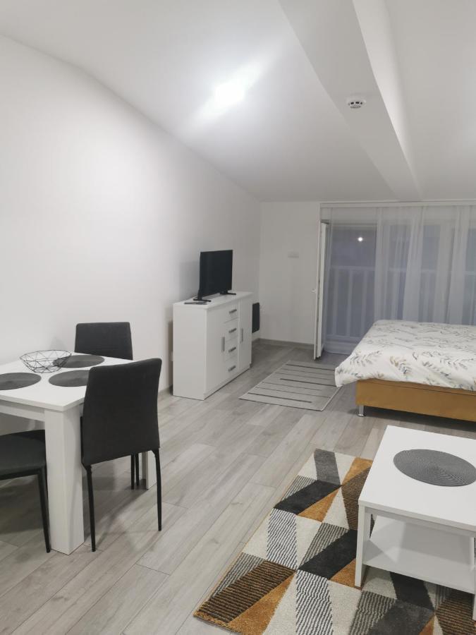 Studio Apartmani Banja Koviljača Kültér fotó